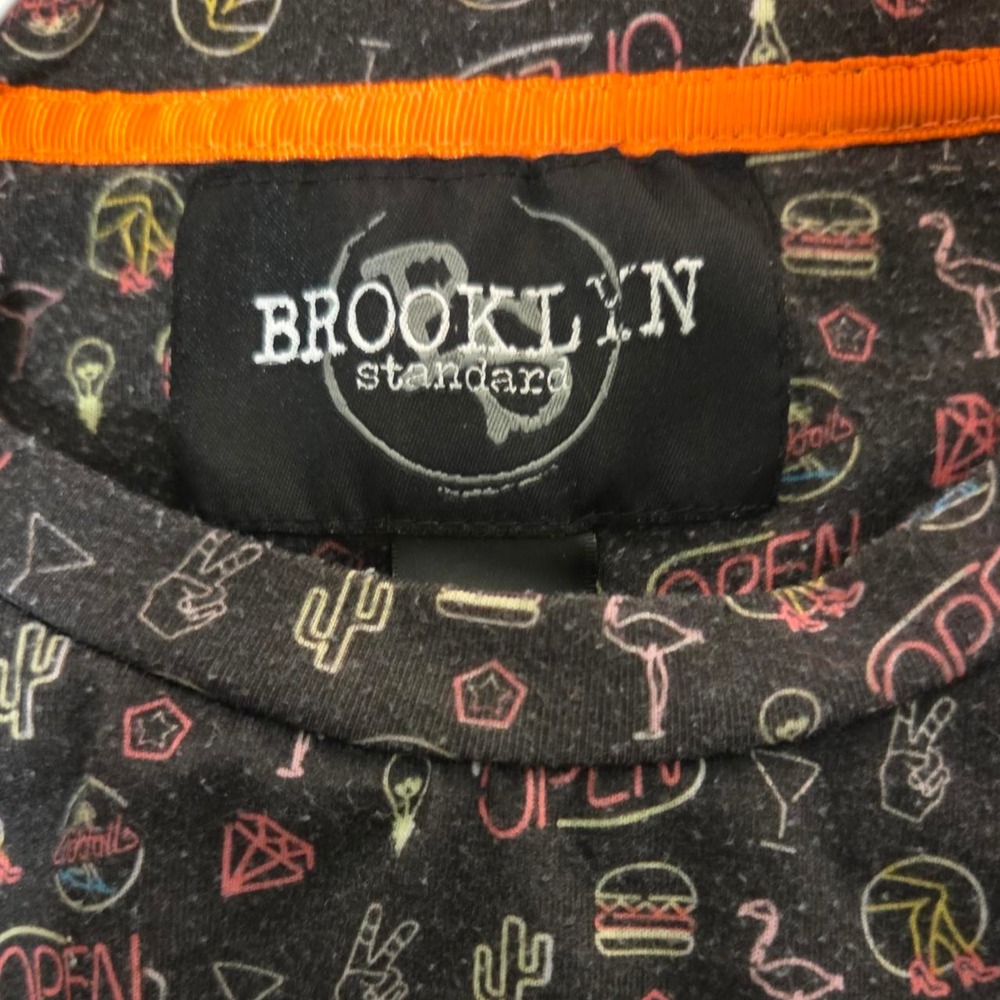 Brooklyn Standard Mens Black Neon Flamingo Open Sign Graphic T-Shirt Medium